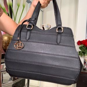 Black with crystal handbag tote